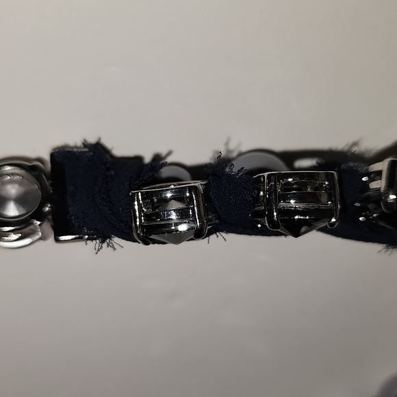 New Banana Republic Statement Necklace with Beautiful Bow Tie, NWT - Picture 8 of 15